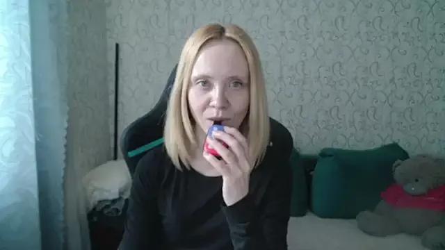 _AliceCullens_ on StripChat 