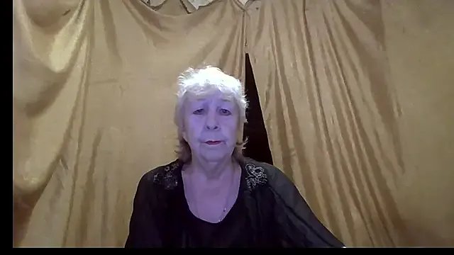 _Estelitta_5 — I need a new laptop