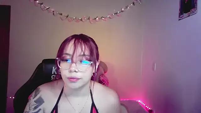_ivannaHOT_ on StripChat 