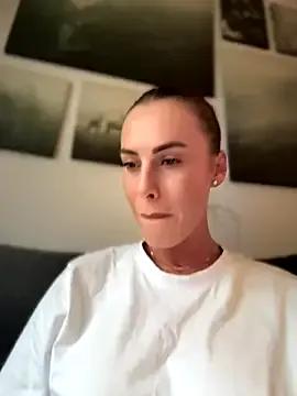 _JessyRey_ — Topless 