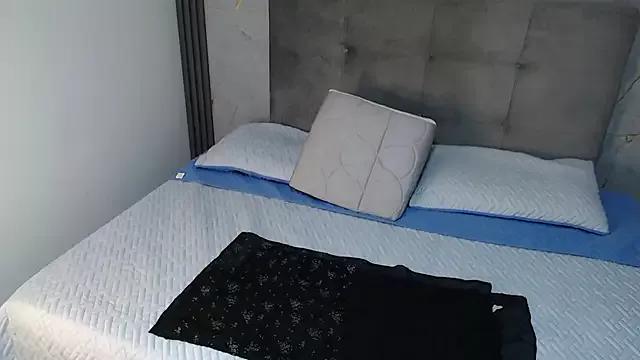 _Saamantha_ on StripChat 