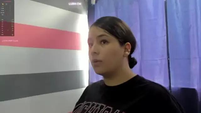 ABBY_ADAMS4 on StripChat 