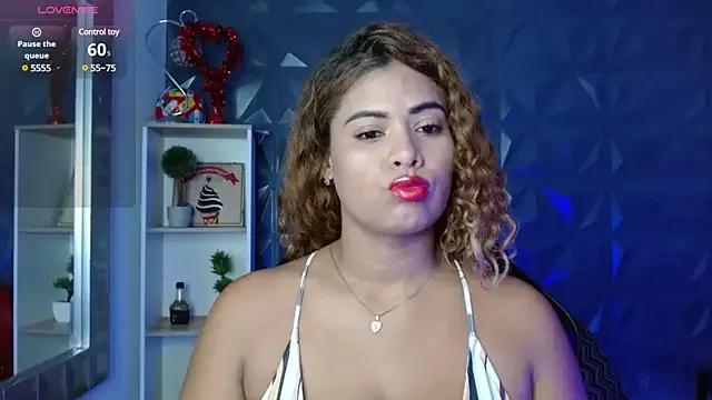 adelle__23 on StripChat 