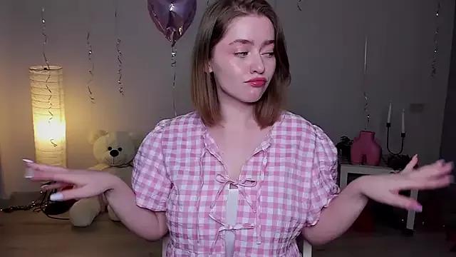 AidaPerry on StripChat 