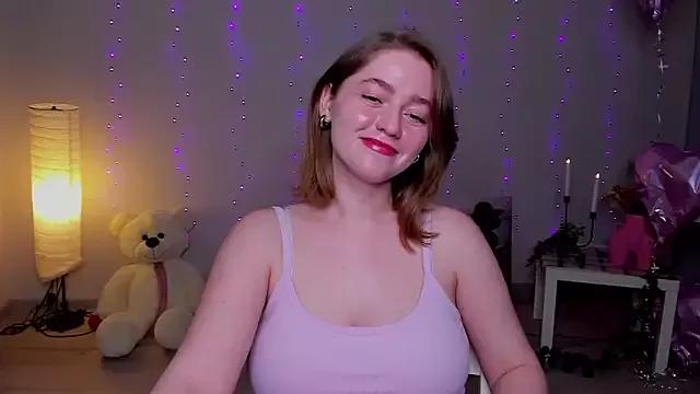 AidaPerry on StripChat 