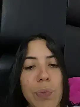 Aishacutt on StripChat 