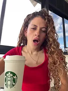 alana15 on StripChat 