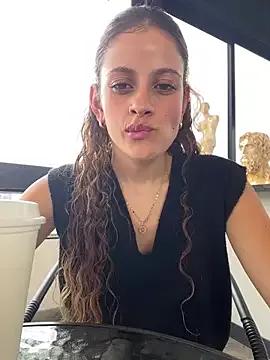 alana15 on StripChat 