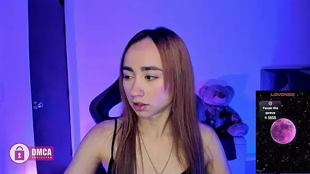 Alana_Pherson on StripChat 
