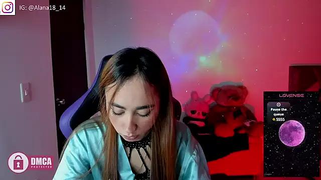 Alana_Pherson on StripChat 