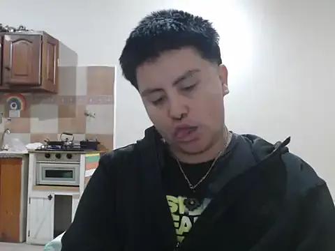 alanftm7 on StripChat 