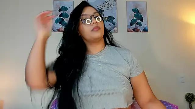 aleya_bliss on StripChat 