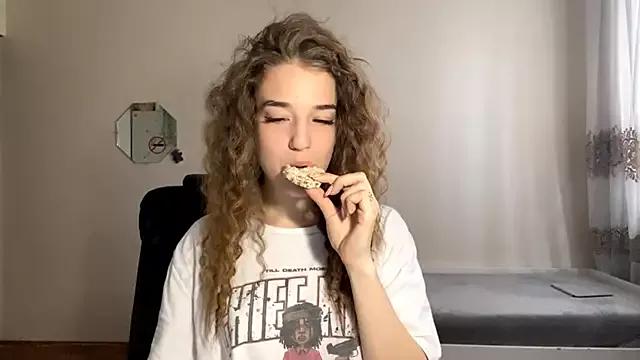 aliceIn_wonderland on StripChat 