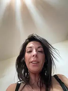 Almmaxxxx on StripChat 