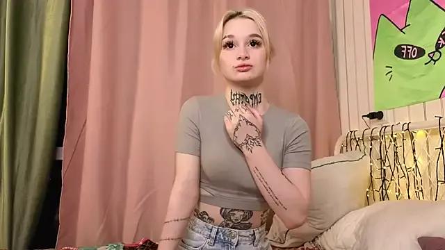 AlodieGaillard on StripChat 