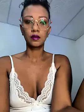 Amaliu_ on StripChat 