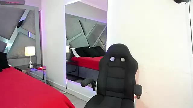 Ami_Johnson on StripChat 