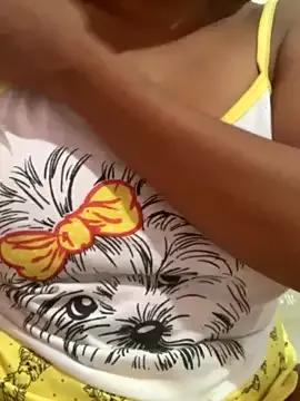 anachaudiamah on StripChat 