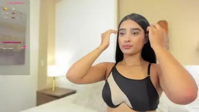AngelineThompson on StripChat 