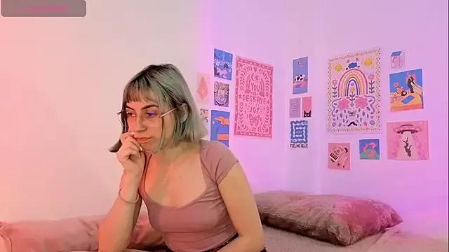 Annie_Tinky on StripChat 