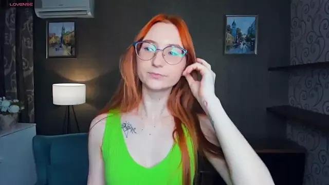 AnnMartinf on StripChat 