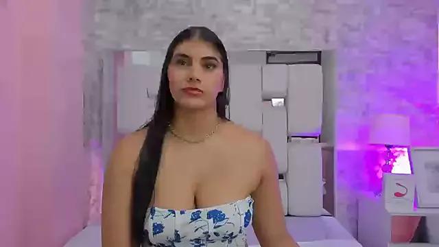 Annykel on StripChat 