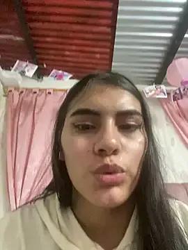 Annykel on StripChat 
