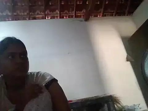 aparna0718 on StripChat 