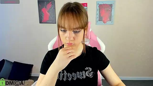 Ariana_Moor on StripChat 