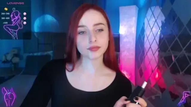ArianaRead on StripChat 