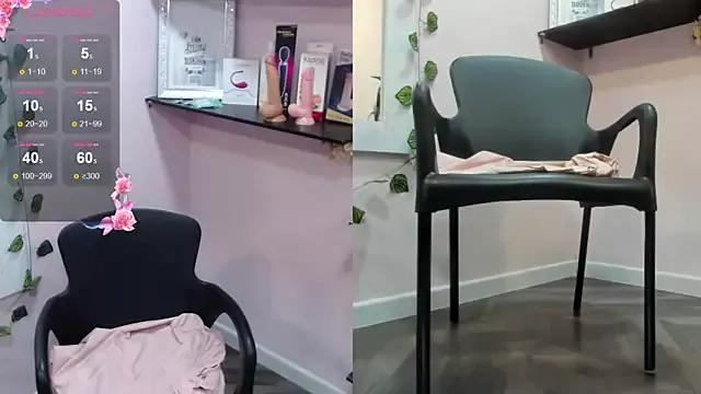 Ariannaaaaa_ on StripChat 