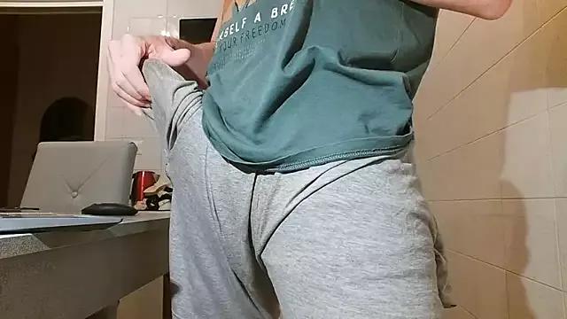 asa92921 on StripChat 