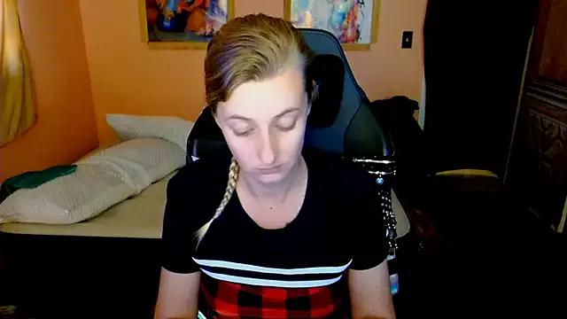 AsiaGoesPro on StripChat 