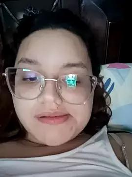 asly25 on StripChat 