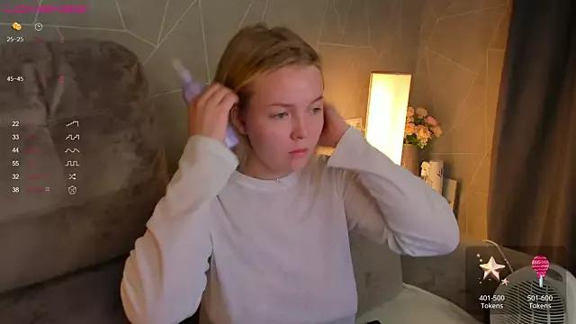 Asya__Kiss on StripChat 