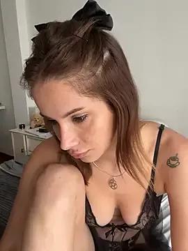 ateneamood2 on StripChat 