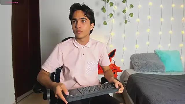 attlas_01 on StripChat 