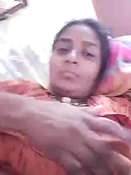 aunty_sumy on StripChat 