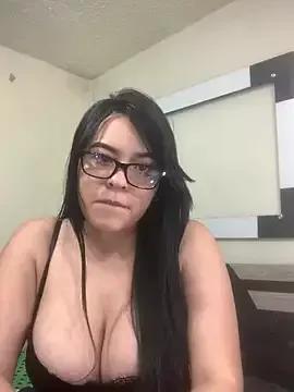 Aurora14 on StripChat 