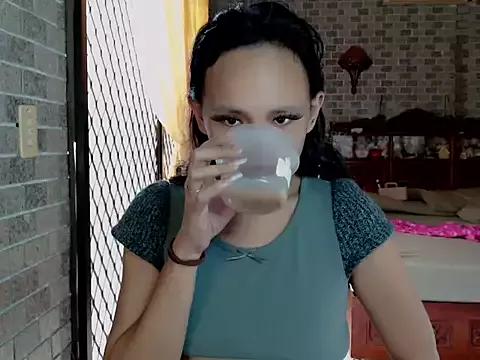 aymmaenhald on StripChat 