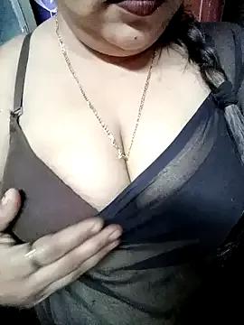 Beautyy38 on StripChat 