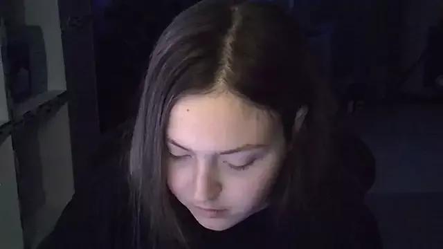 Bee_Belly on StripChat 
