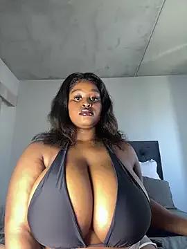 Bella-Porsche on StripChat 