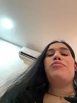 Bella__Wood on StripChat 