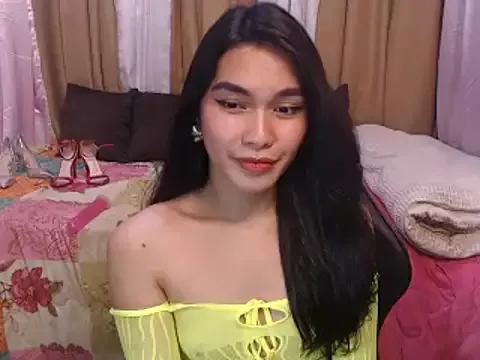 Bella_Kier009 on StripChat 