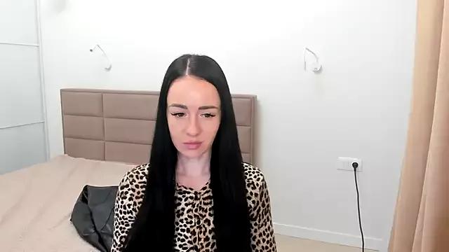 BellaMoar on StripChat 