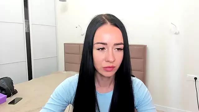 BellaMoar on StripChat 