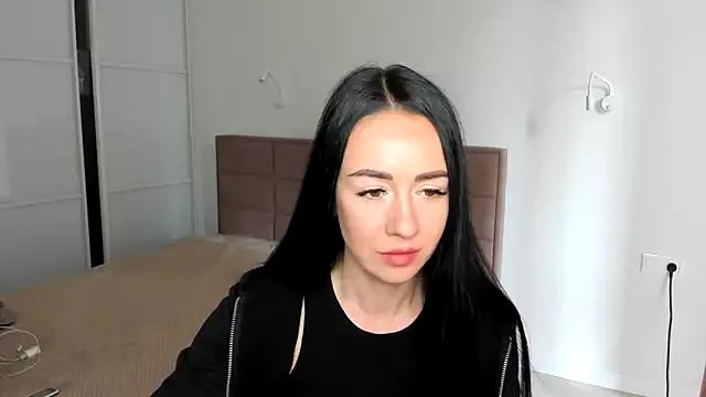 BellaMoar on StripChat 