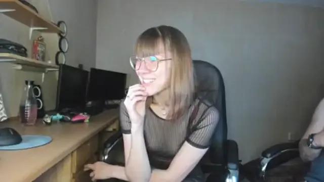 BettDuett on StripChat 