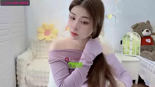 Betty_y on StripChat 